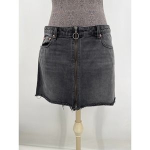 We The Free Womens black Denim Frayed Hem Mini Skirt zipper front 30